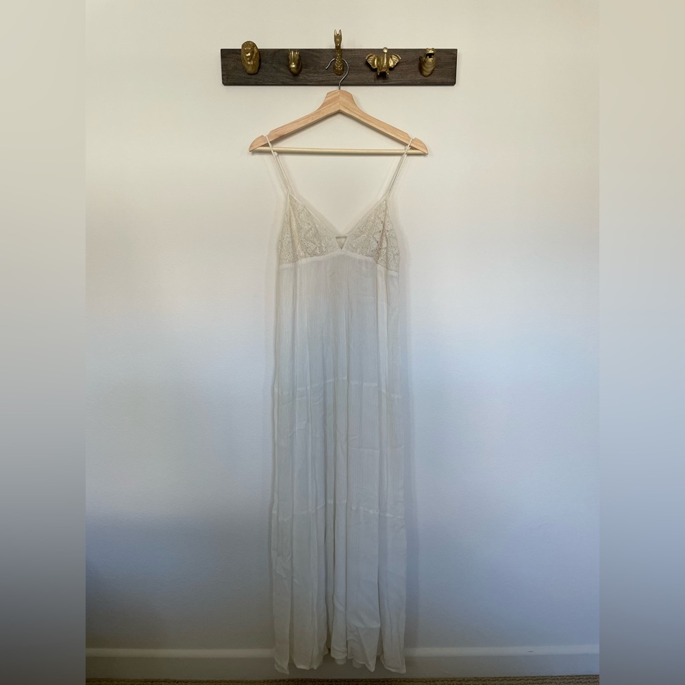 Tilly’s White Crochet Maxi Dress